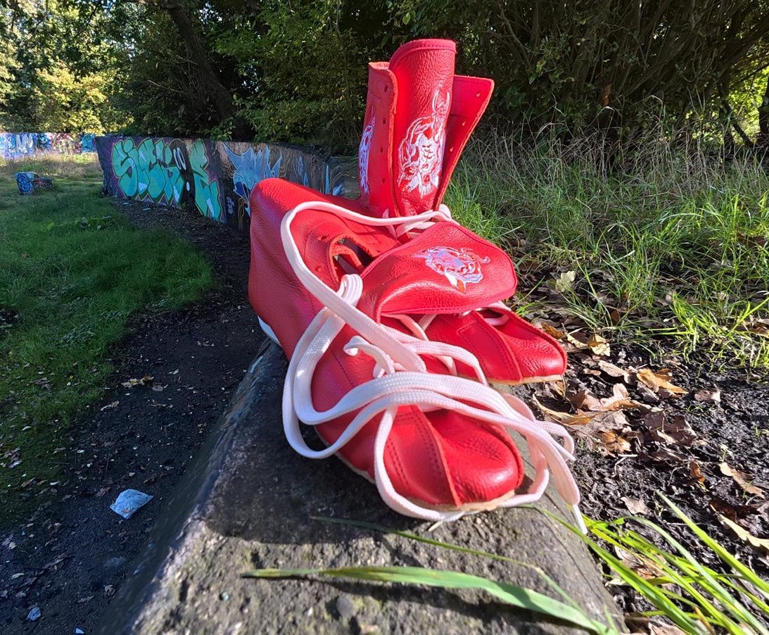 Red & White Boxing Boot - Image 6
